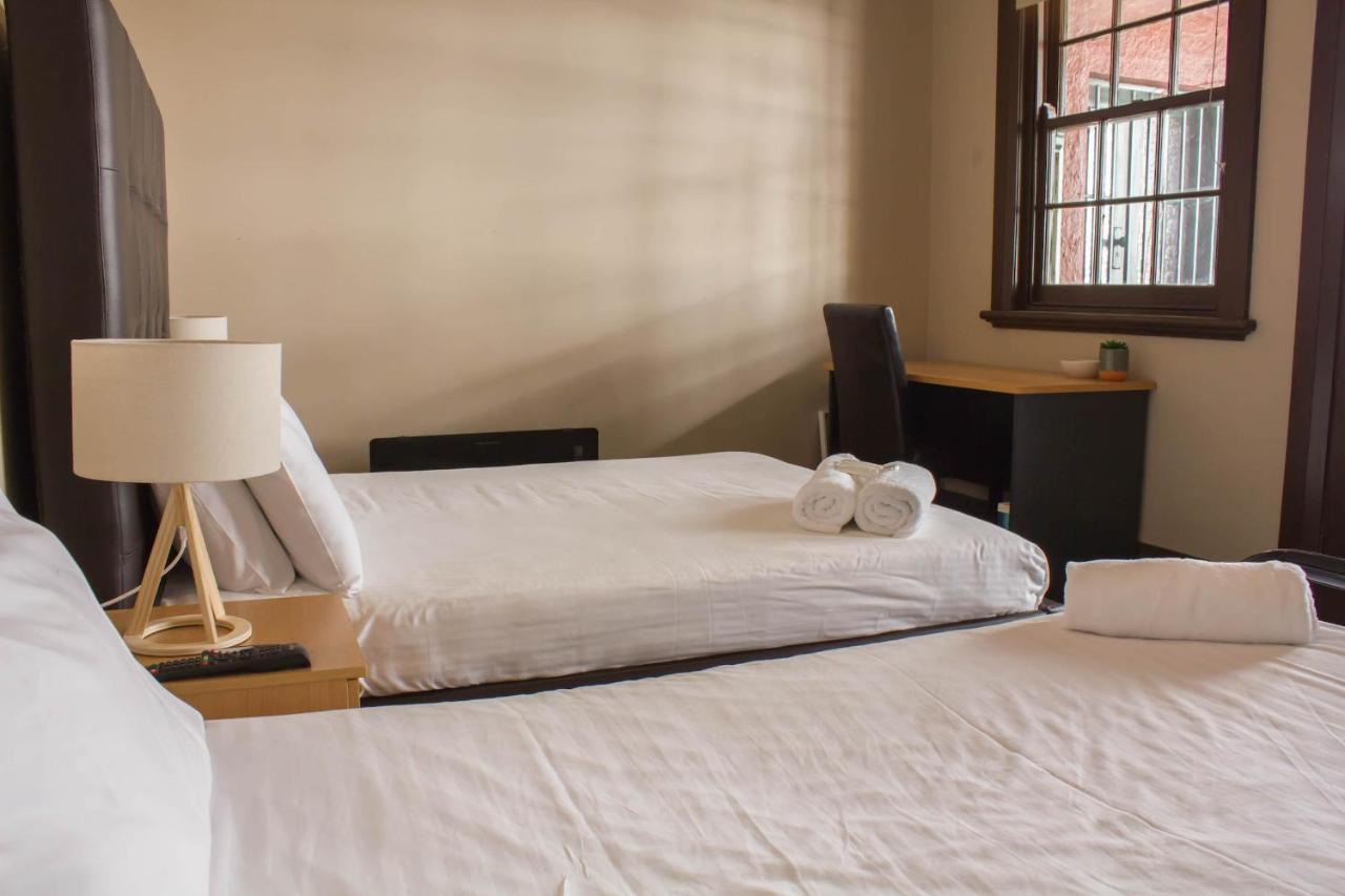 Campsie Hotel Sydney Bagian luar foto
