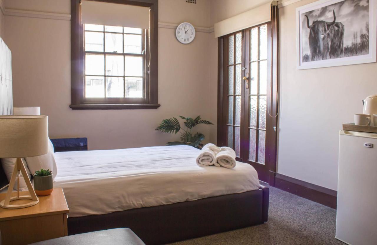 Campsie Hotel Sydney Bagian luar foto